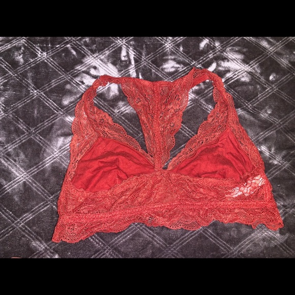 Bralette & shorts bundle - Picture 4 of 7